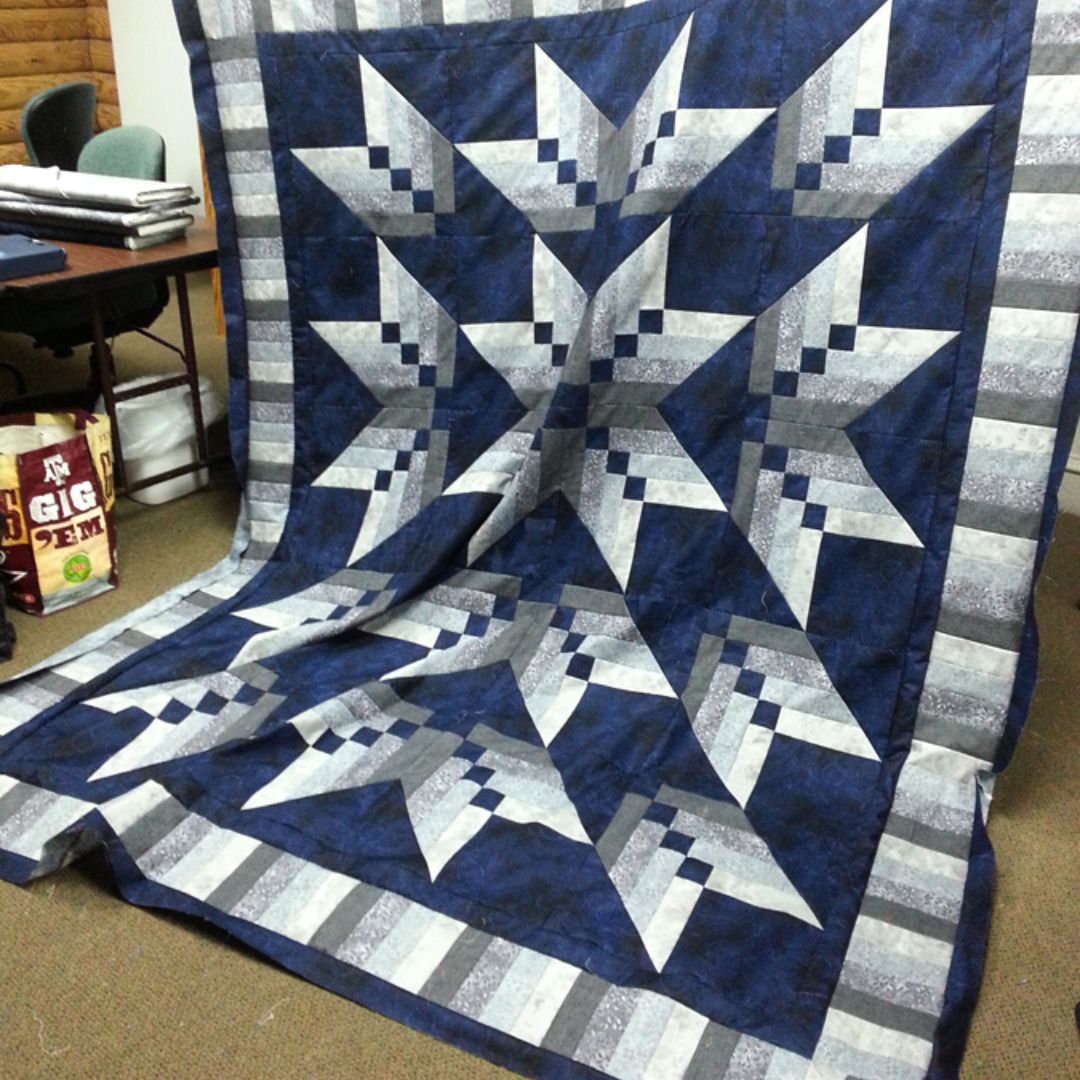 blue and white quilt